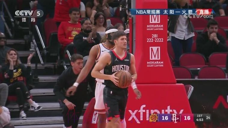 杜兰特长传送助攻 谢泼德飞身双手扣篮