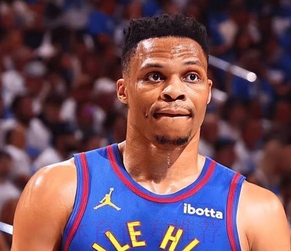 威少在国王39场拿250+篮板250+助攻，队史单赛季第二快